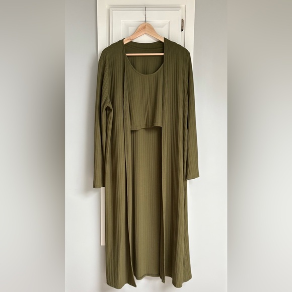 Womens Three-Piece Ribbed Lounge Set - Picture 2 of 16